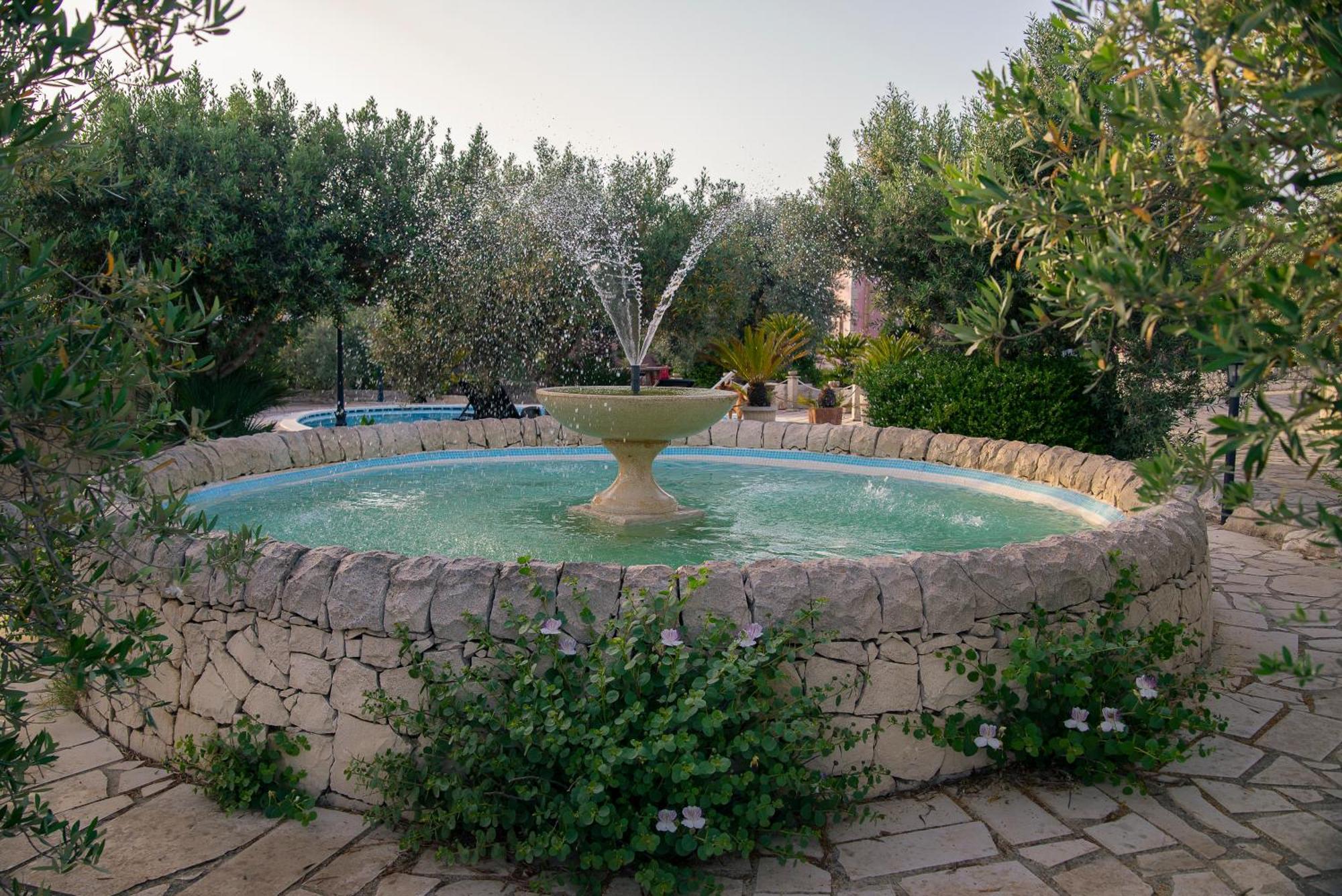 Dependance In Villa Con Piscina راغوزا المظهر الخارجي الصورة