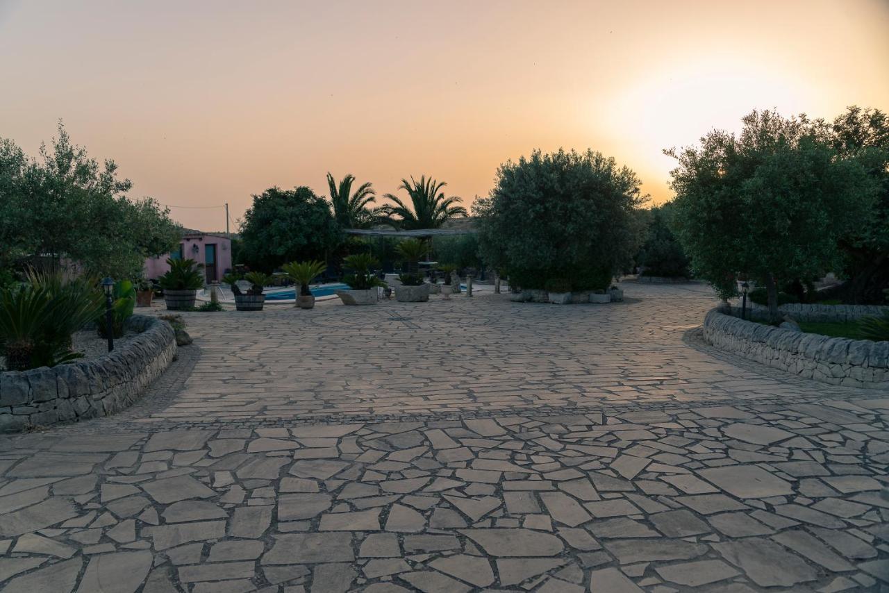 Dependance In Villa Con Piscina راغوزا المظهر الخارجي الصورة