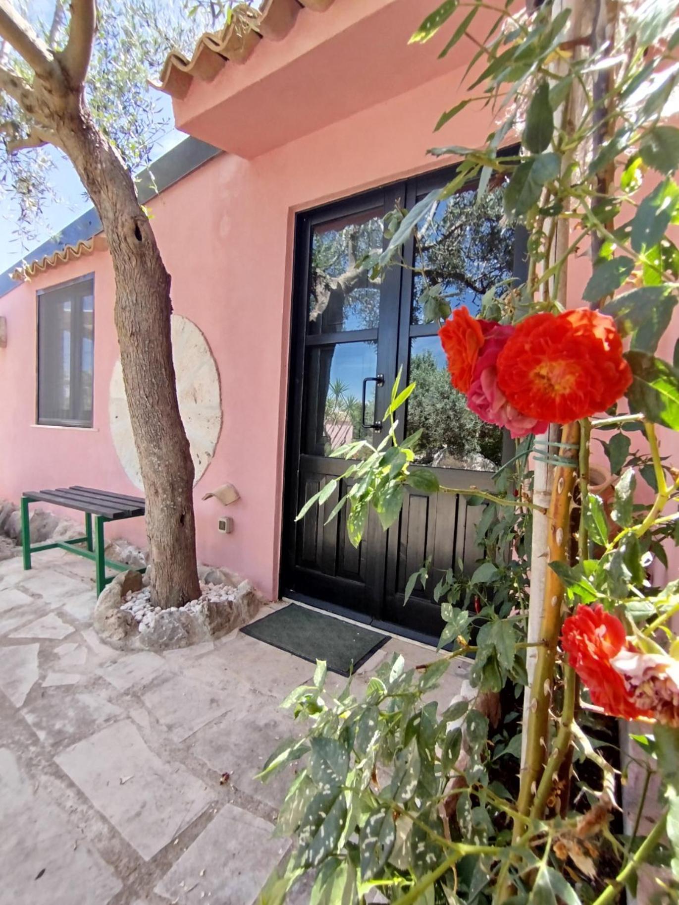Dependance In Villa Con Piscina راغوزا المظهر الخارجي الصورة
